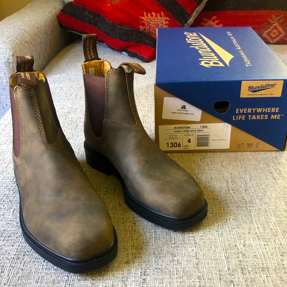 Blundstone 1306 - Chisel Toe Chelsea Boot - Rustic Brown - Women’s - UK 4/US 7